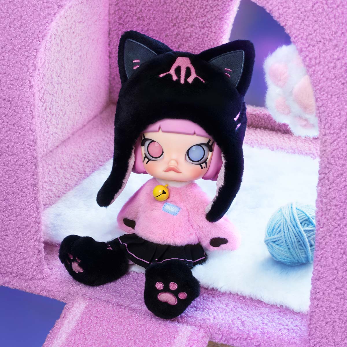 MOLLY Peekaboo 1/8 Action Figure
