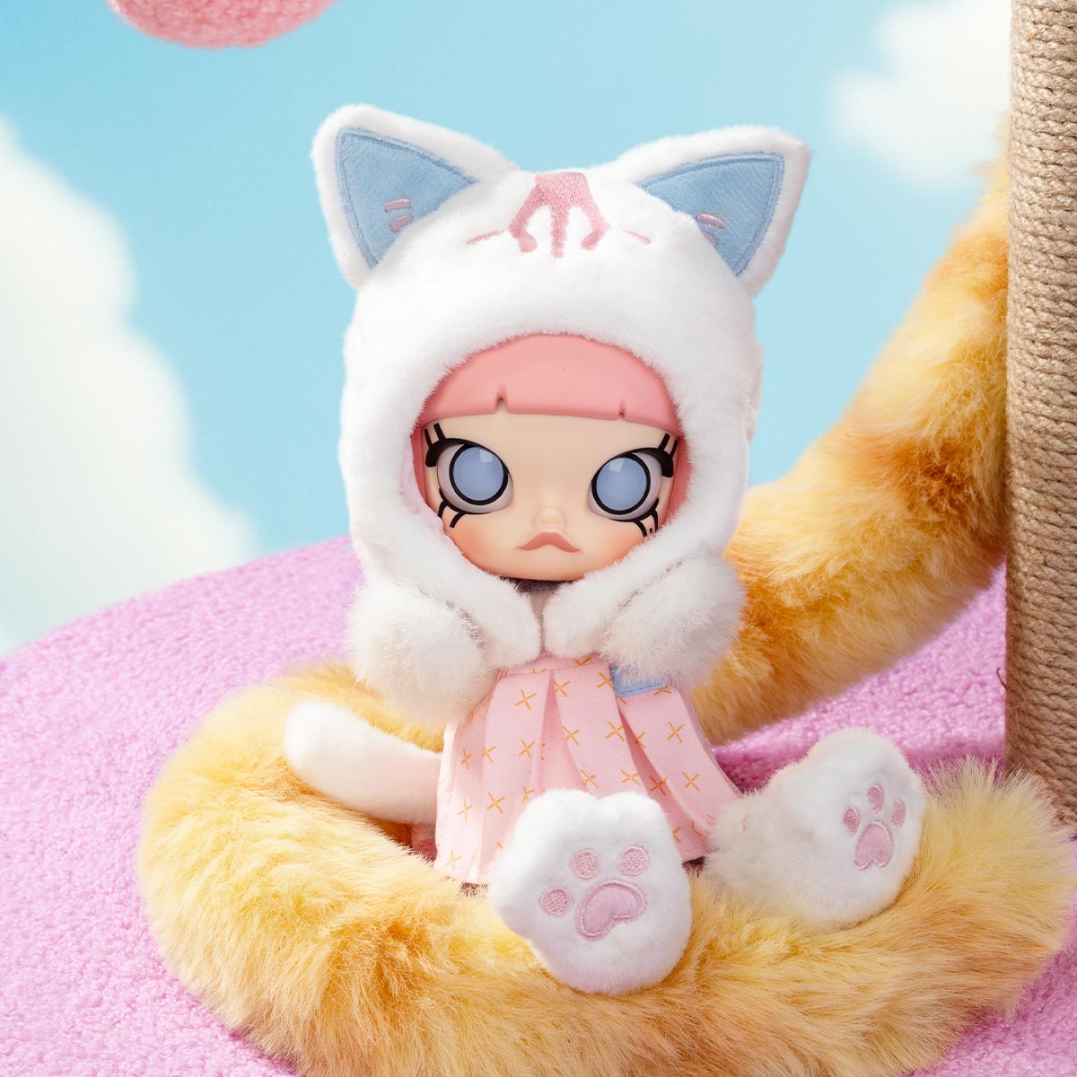 MOLLY Peekaboo 1/8 Action Figure