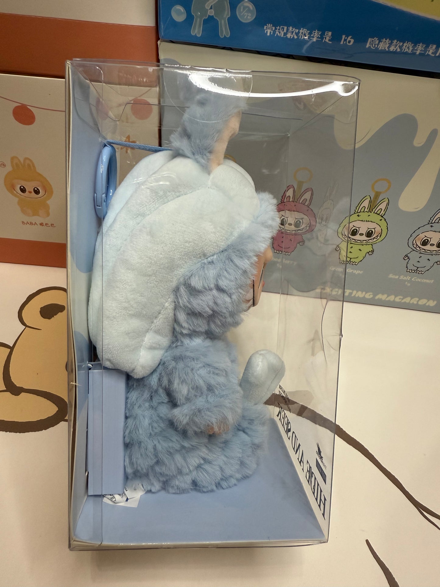 (outer box minor damage) LABUBU HIDE AND SEEK IN SINGAPORE SERIES-Vinyl Plush Doll Pendant