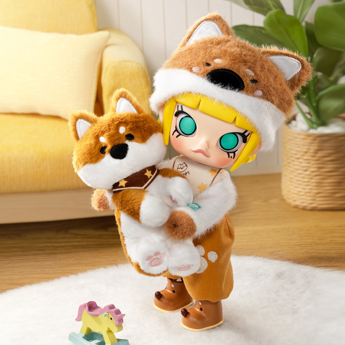 [PRE-ORDER] MOLLY Hugging 1/8 Action Figure
