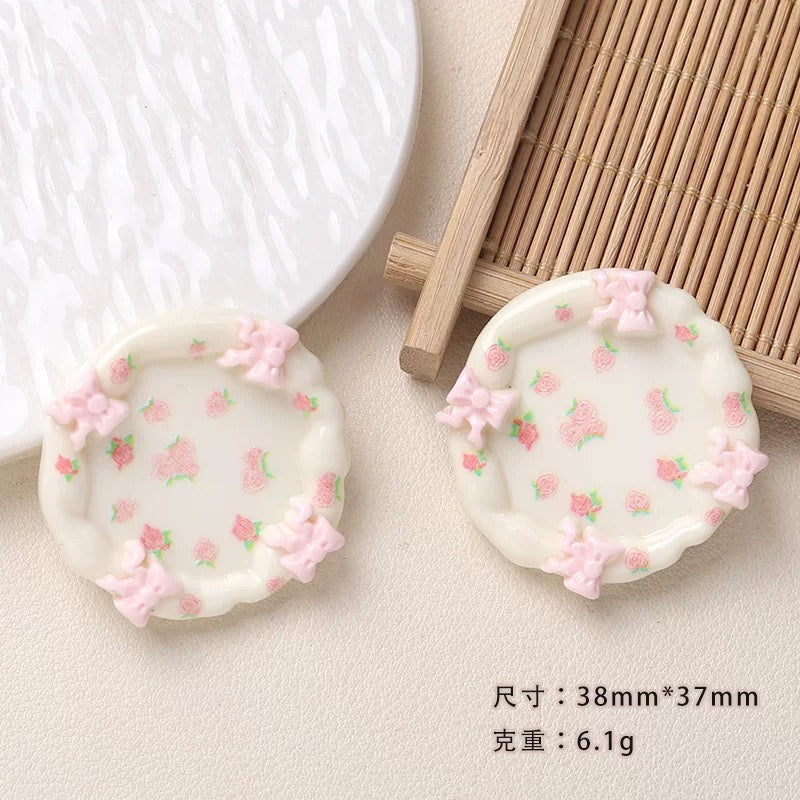 Cute Miniature Plates (round)