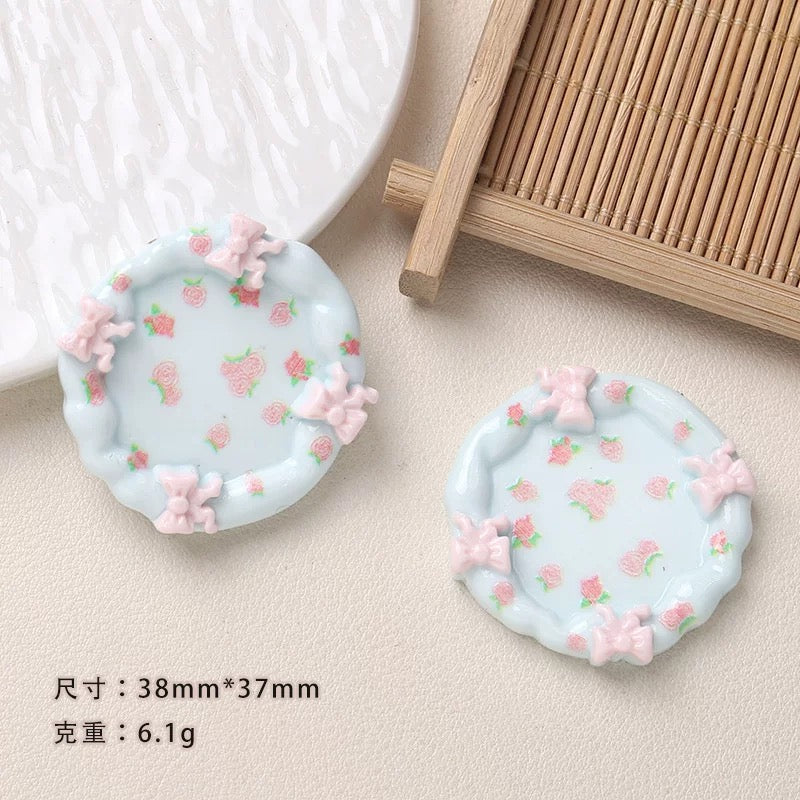 Cute Miniature Plates (round)