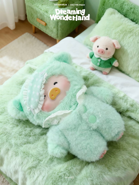 Lulu Pig Dreaming Wonderland